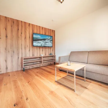 Apartment Sun Side By *