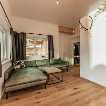 Apartment Sun Side By *