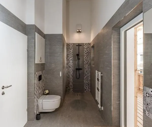 Sun Side By Schladming-appartements Апартаменти Шладмінг